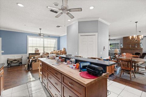 House in Altamonte Springs, Florida 4 bedrooms, 250.09 sq.m. № 2112330 - photo 11