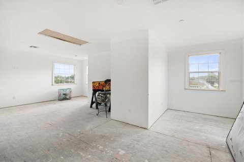 House in Altamonte Springs, Florida 4 bedrooms, 250.09 sq.m. № 2112330 - photo 28