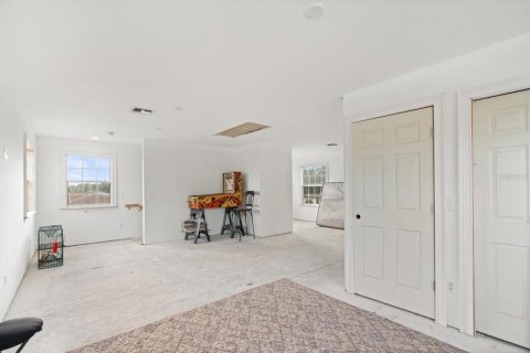 House in Altamonte Springs, Florida 4 bedrooms, 250.09 sq.m. № 2112330 - photo 27