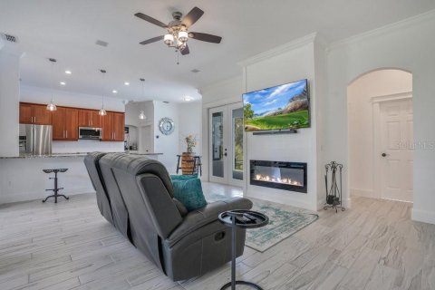 House in Montverde, Florida 4 bedrooms, 195.65 sq.m. № 1843554 - photo 6