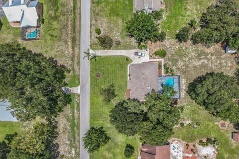 House in Montverde, Florida 4 bedrooms, 195.65 sq.m. № 1843554 - photo 26