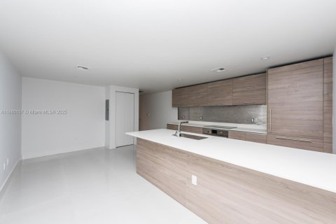 Copropriété à louer à Miami, Floride: 2 chambres, 123.93 m2 № 1930060 - photo 4