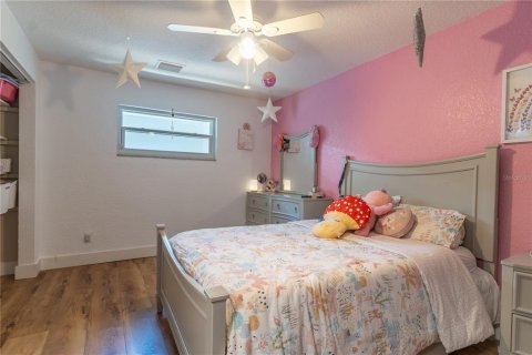 Villa ou maison à vendre à Seminole, Floride: 5 chambres, 344.67 m2 № 2093552 - photo 25