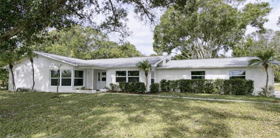 Villa ou maison à Seminole, Floride 5 chambres, 344.67 m2 № 2093552