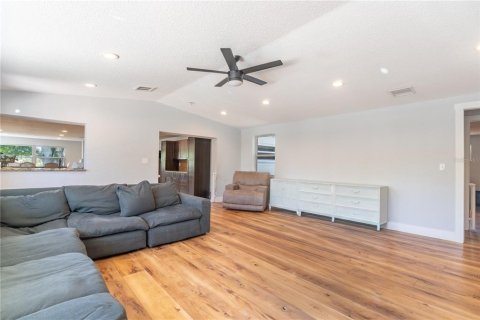 Villa ou maison à vendre à Seminole, Floride: 5 chambres, 344.67 m2 № 2093552 - photo 14