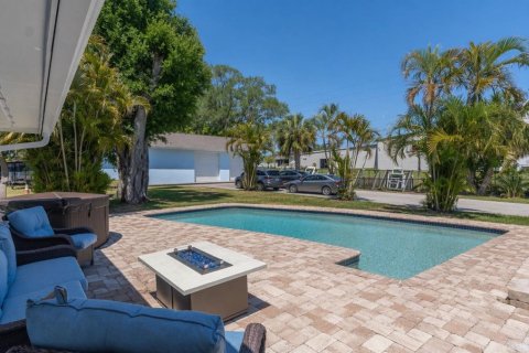 Villa ou maison à vendre à Seminole, Floride: 5 chambres, 344.67 m2 № 2093552 - photo 7