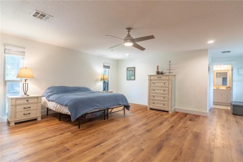 Villa ou maison à vendre à Seminole, Floride: 5 chambres, 344.67 m2 № 2093552 - photo 17