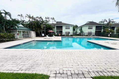 Condominio en venta en Sunrise, Florida, 1 dormitorio, 55.28 m2 № 2089750 - foto 12