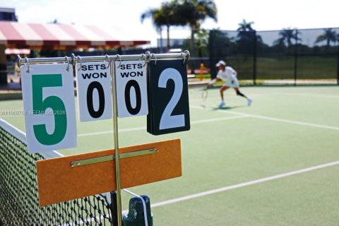 Condo in Pembroke Pines, Florida, 2 bedrooms  № 2031729 - photo 20