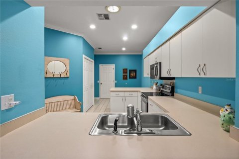 Touwnhouse à vendre à Winter Haven, Floride: 3 chambres, 141.77 m2 № 2225251 - photo 9