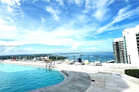 Copropriété à louer à Miami, Floride: 3 chambres, 103.12 m2 № 1965246 - photo 14