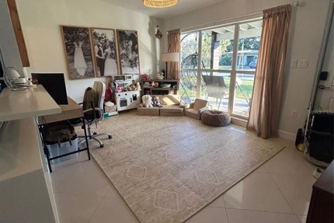House in Orlando, Florida 2 bedrooms, 97.08 sq.m. № 1775664 - photo 8