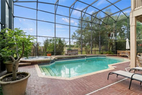 House in Orlando, Florida 5 bedrooms, 347.36 sq.m. № 2100031 - photo 29