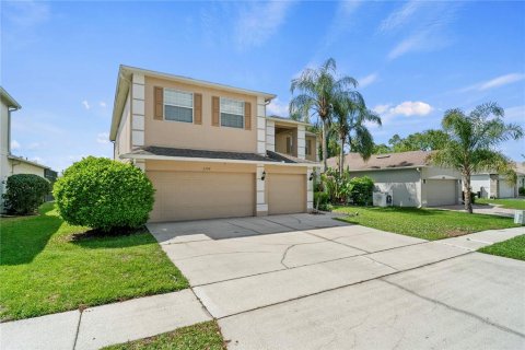 House in Orlando, Florida 5 bedrooms, 347.36 sq.m. № 2100031 - photo 2