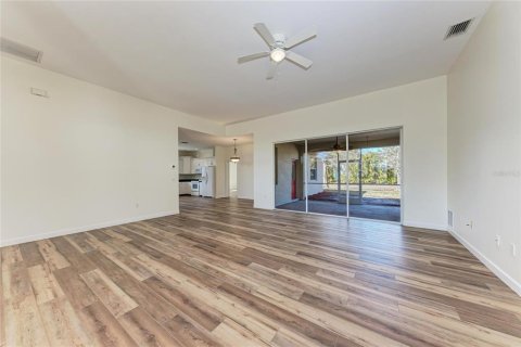 Villa ou maison à vendre à Punta Gorda, Floride: 3 chambres, 205.13 m2 № 2135879 - photo 12