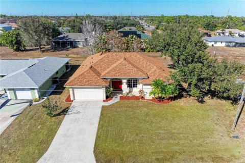 Villa ou maison à vendre à Punta Gorda, Floride: 3 chambres, 205.13 m2 № 2135879 - photo 6