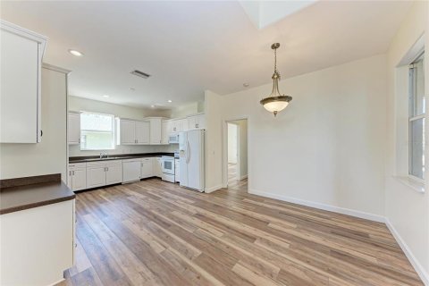 Villa ou maison à vendre à Punta Gorda, Floride: 3 chambres, 205.13 m2 № 2135879 - photo 17