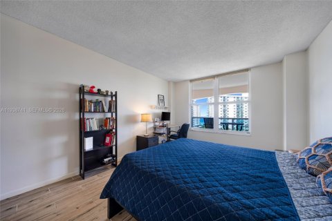 Condominio en venta en Hollywood, Florida, 2 dormitorios, 123.93 m2 № 2152638 - foto 18