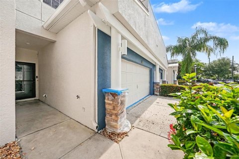 Townhouse in Tarpon Springs, Florida 3 bedrooms, 211.35 sq.m. № 2406881 - photo 8