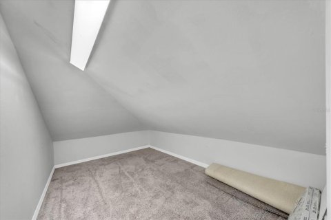 Condo in Saint Petersburg, Florida, 2 bedrooms № 2211901 - photo 27