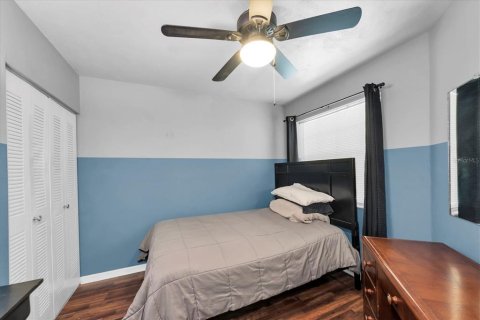 Condo in Saint Petersburg, Florida, 2 bedrooms № 2211901 - photo 23