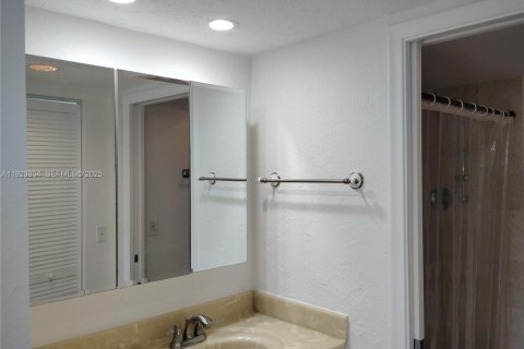 Condominio en venta en Pembroke Pines, Florida, 2 dormitorios, 110.74 m2 № 1982725 - foto 18