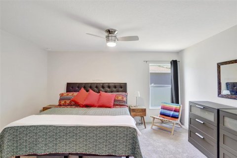 Villa ou maison à vendre à Poinciana, Floride: 4 chambres, 175.21 m2 № 1911505 - photo 20