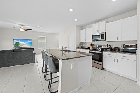 House in Spring Hill, Florida 4 bedrooms, 172.8 sq.m. № 1802937 - photo 20