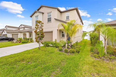 House in Spring Hill, Florida 4 bedrooms, 172.8 sq.m. № 1802937 - photo 15