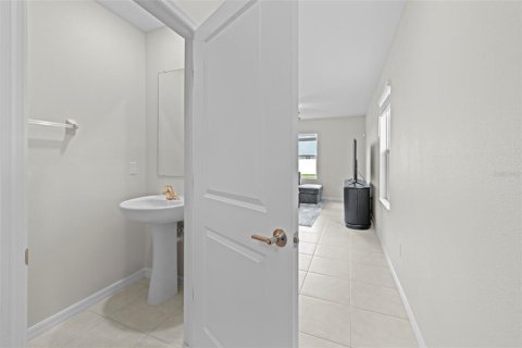 House in Spring Hill, Florida 4 bedrooms, 172.8 sq.m. № 1802937 - photo 6