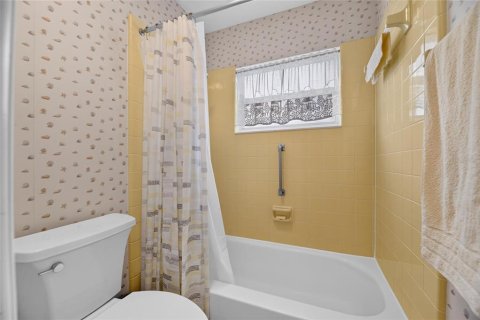 Villa ou maison à vendre à Sun City Center, Floride: 3 chambres, 143.53 m2 № 2298304 - photo 16