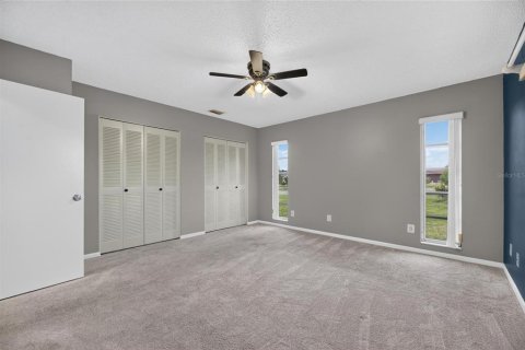 Villa ou maison à vendre à Sun City Center, Floride: 3 chambres, 143.53 m2 № 2298304 - photo 29