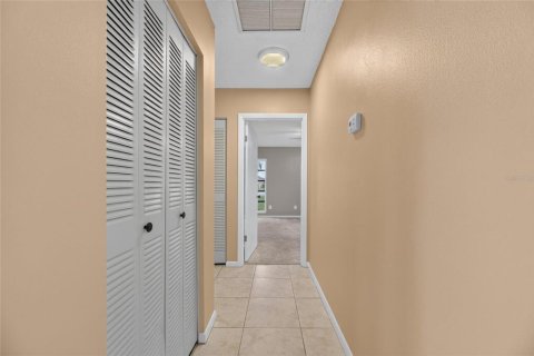 Villa ou maison à vendre à Sun City Center, Floride: 3 chambres, 143.53 m2 № 2298304 - photo 24