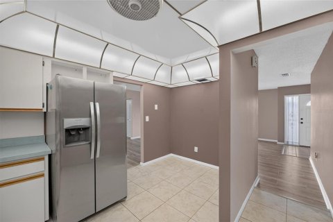 Villa ou maison à vendre à Sun City Center, Floride: 3 chambres, 143.53 m2 № 2298304 - photo 21