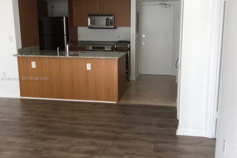 Copropriété à louer à Bal Harbour, Floride: 1 chambre, 83.24 m2 № 1989607 - photo 6