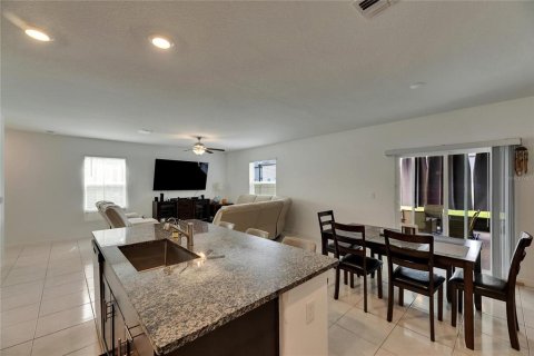 House in Riverview, Florida 4 bedrooms, 178.84 sq.m. № 1670213 - photo 21
