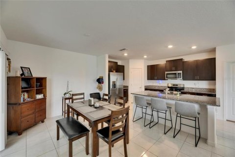 House in Riverview, Florida 4 bedrooms, 178.84 sq.m. № 1670213 - photo 18