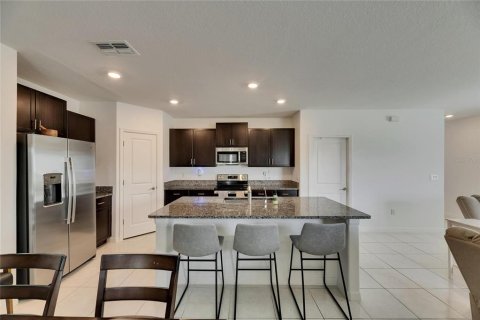 House in Riverview, Florida 4 bedrooms, 178.84 sq.m. № 1670213 - photo 16
