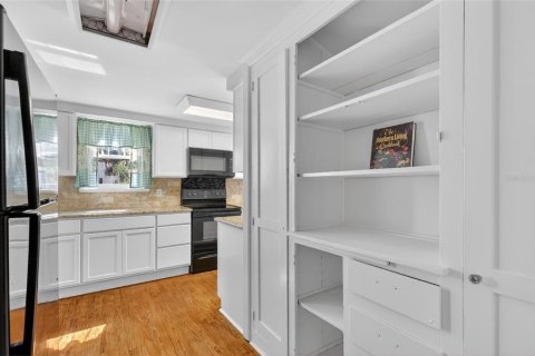 Casa en venta en Umatilla, Florida, 3 dormitorios, 151.62 m2 № 2206282 - foto 26