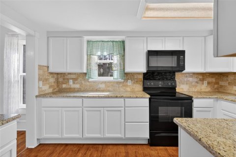 Casa en venta en Umatilla, Florida, 3 dormitorios, 151.62 m2 № 2206282 - foto 27