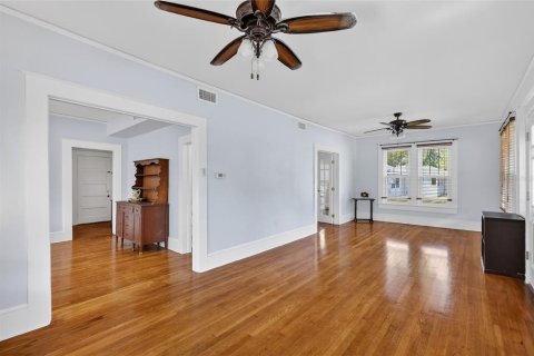 Casa en venta en Umatilla, Florida, 3 dormitorios, 151.62 m2 № 2206282 - foto 12