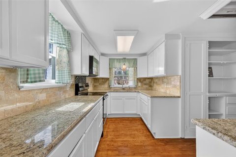 Casa en venta en Umatilla, Florida, 3 dormitorios, 151.62 m2 № 2206282 - foto 21