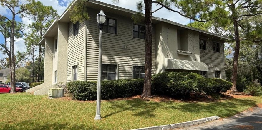Propiedad comercial en Clearwater, Florida № 2135446