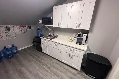 Propiedad comercial en venta en Clearwater, Florida № 2135446 - foto 7