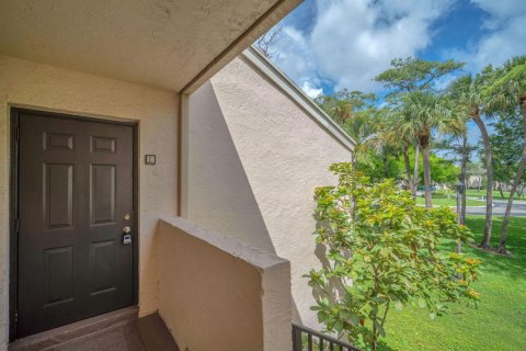 Condominio en venta en Deerfield Beach, Florida, 1 dormitorio, 56.21 m2 № 2085023 - foto 15