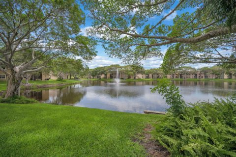 Condominio en venta en Deerfield Beach, Florida, 1 dormitorio, 56.21 m2 № 2085023 - foto 28