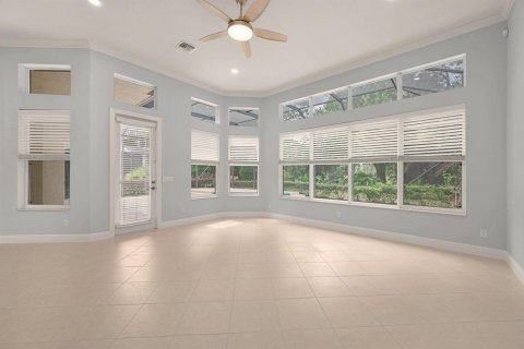 Villa ou maison à vendre à Port St. Lucie, Floride: 4 chambres, 283.63 m2 № 2145957 - photo 21
