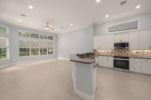 Villa ou maison à vendre à Port St. Lucie, Floride: 4 chambres, 283.63 m2 № 2145957 - photo 16