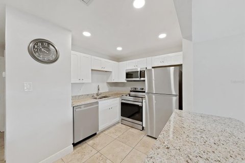 Купить кондоминиум в Клируотер, Флорида 3 комнаты, 46.45м2, № 1652187 - фото 12