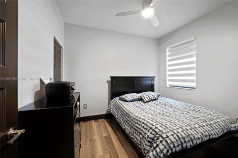 Townhouse in Miami Lakes, Florida 3 bedrooms, 147.53 sq.m. № 1943778 - photo 26